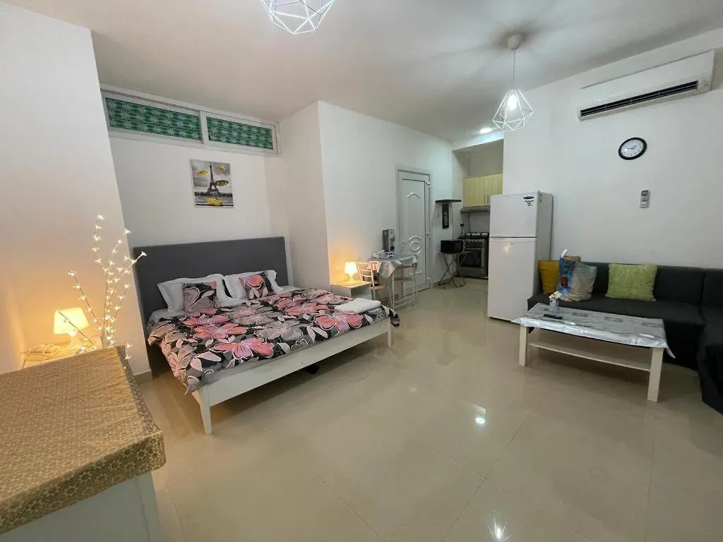 Private Cozy Furnished Studio No 14 Khalidiya Park Villa Abu Dhabi Uae Διαμέρισμα